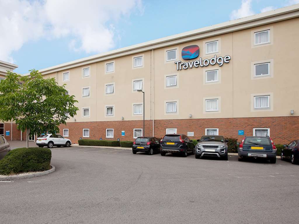 Travelodge Cheltenham Exterior foto